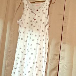 Like new Fiorella intimo nightgown
